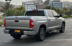 Toyota, Tundra, 2017