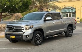 Toyota, Tundra, 2017