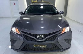 Toyota, Camry, 2020