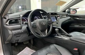 Toyota, Camry, 2019