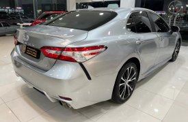 Toyota, Camry, 2020