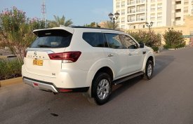 نيسان, Xterra, 2022