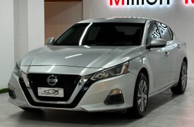 Nissan, Altima, 2020