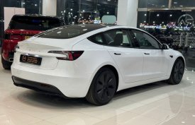 Tesla, Model 3, 2024