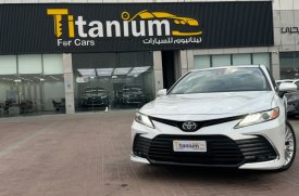 Toyota, Camry, XLE, 2019