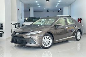 Toyota, Camry, 2023