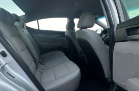 Hyundai, Elantra, 2, 2017