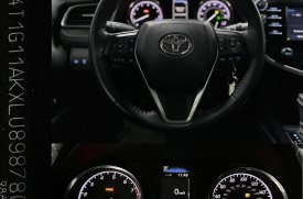 Toyota, Camry, 2020