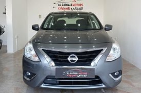 Nissan, Versa, 2019