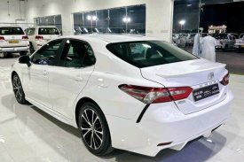 Toyota, Camry, 2019