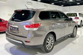 Nissan, Pathfinder, 2014