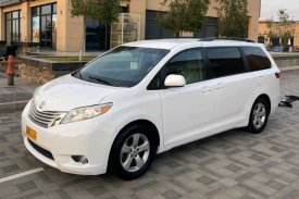 Toyota, Sienna, 2017