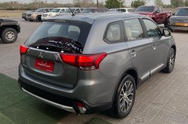 Mitsubishi, Outlander, 2016