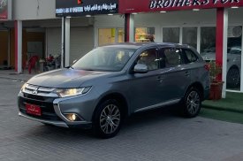 Mitsubishi, Outlander, 2016