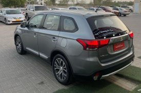 Mitsubishi, Outlander, 2016