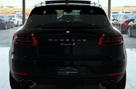 Porsche, Macan, 2018