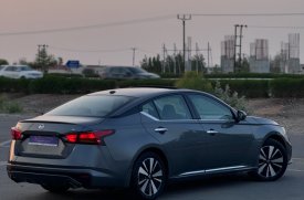 Nissan, Altima, 2020