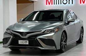 Toyota, Camry, 2020