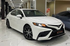 Toyota, Camry, 2021