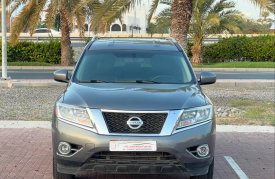 Nissan, Pathfinder, 2016