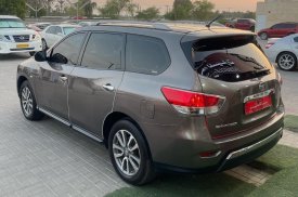 Nissan, Pathfinder, 2014