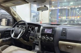 Toyota, Sequoia, 2016