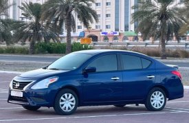 Nissan, Versa, 2019