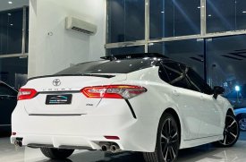 Toyota, Camry, 2019