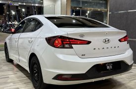 Hyundai, Elantra, 2019