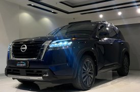 Nissan, Pathfinder, 2022